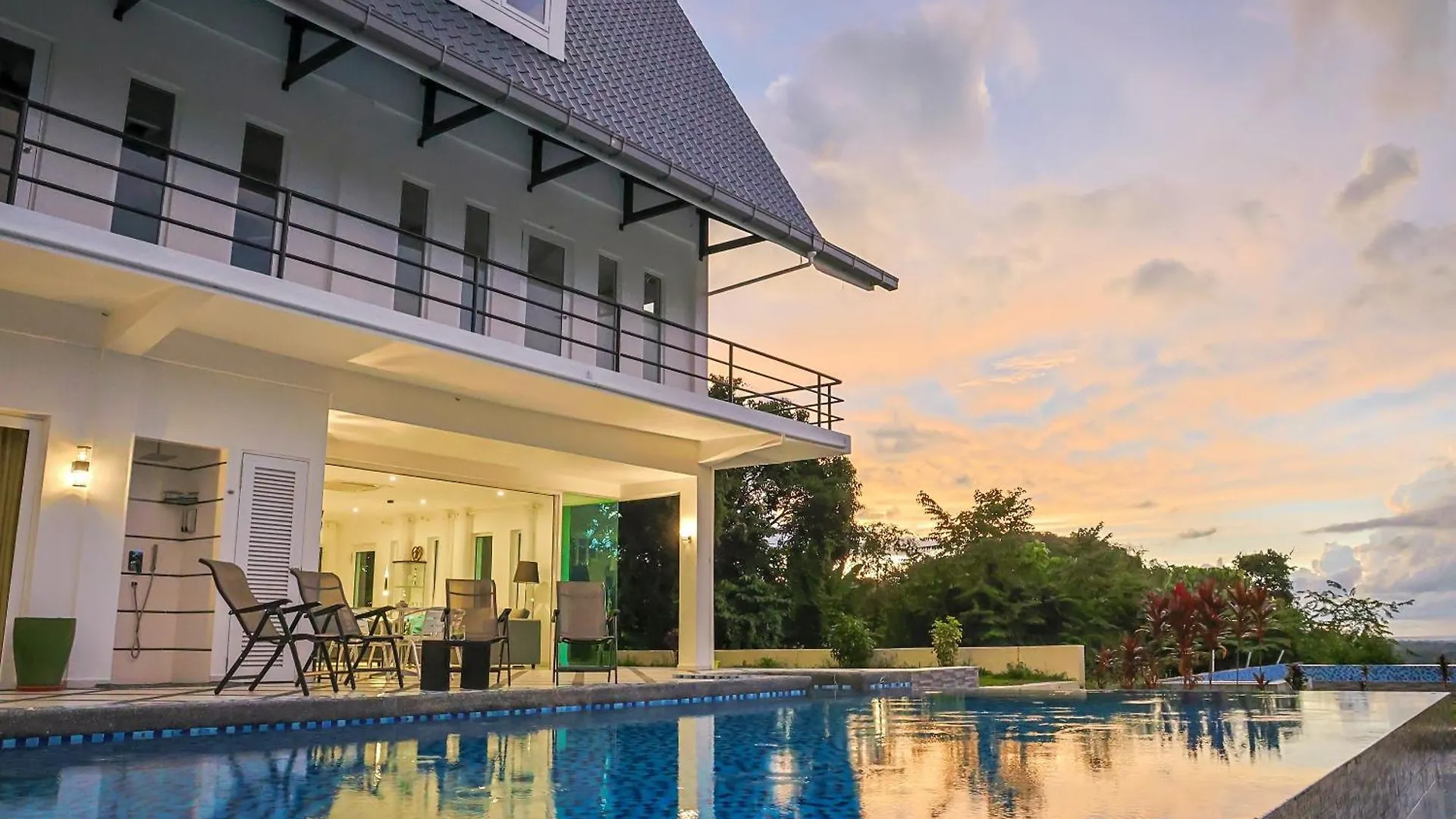 Sunset Hill Villas - Aquamarine Pool Villa Langkawi